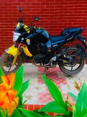 Yamaha FZS V1